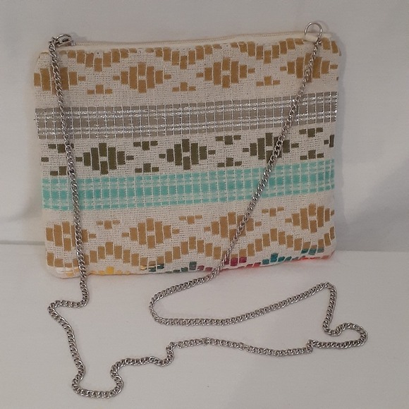 The Unbranded Brand Handbags - Small Women's Fabric‎ Pouch Purse with Silver Crossbody Chain Geometric Pattern